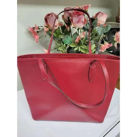 Kate Spade Cherry Red Zipper Tote Leather Excellent. Look!!👀 - Picture 3 of 9